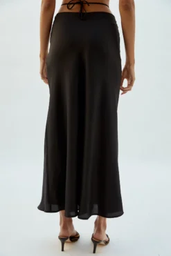 Musier Paris | Romane Skirt - Black -Clothing Shop 23 082 1296x 4c40d4c5 d679 4bc9 add1 82728e1f5abc
