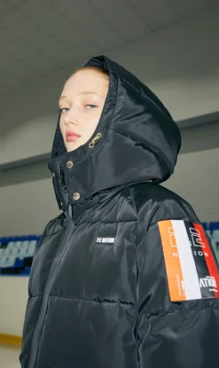 P.E NATION P. E Nation | Rocket Air Snow Jacket - Black 12 P.E NATION P. E Nation | Rocket Air Snow Jacket - Black -Clothing Shop 4 e39d02e4 ec1c 4b4d 8b89 db02946ee9ff