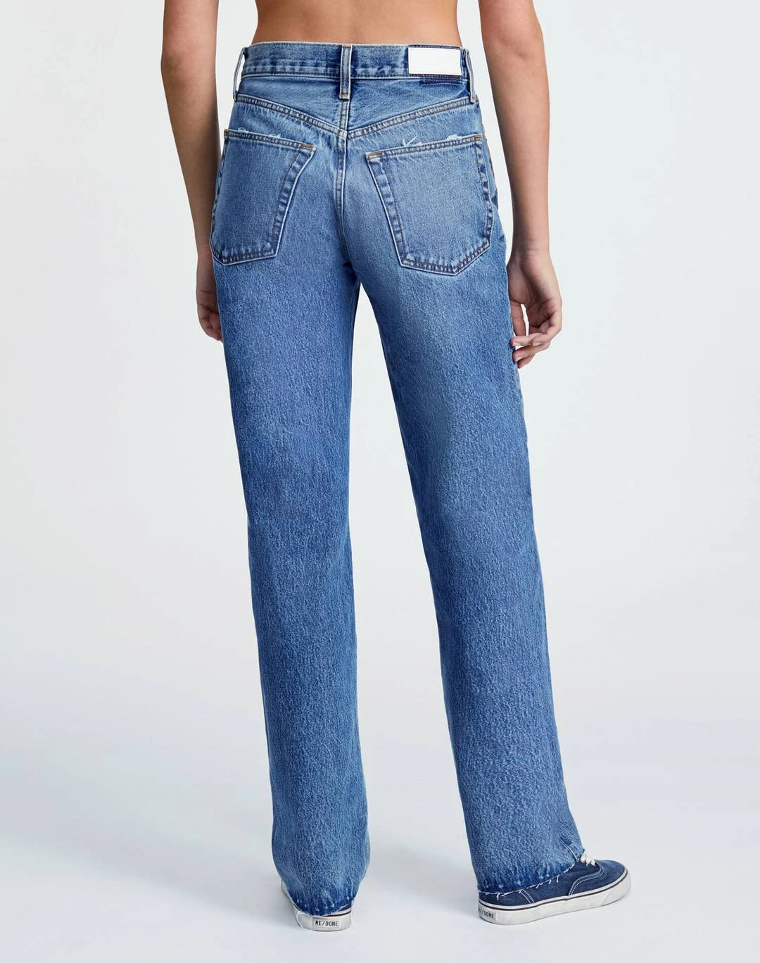 RE/DONE | 90s Comfy Jean - Chilled Indigo 4 RE/DONE | 90s Comfy Jean - Chilled Indigo - Image 4