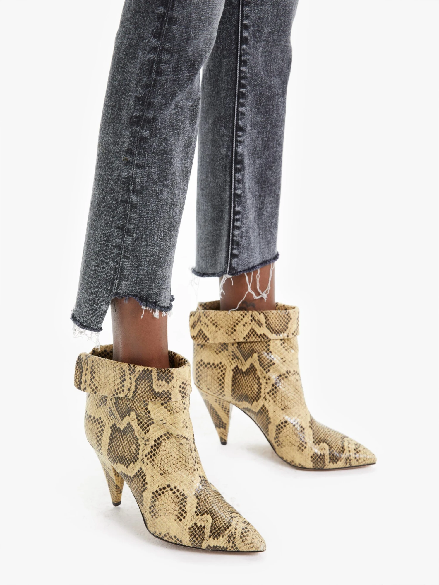 Mother Denim | The Insider Crop - Train Stops 5 Mother Denim | The Insider Crop - Train Stops - Image 5