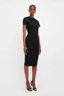 Victoria Beckham | T-Shirt Fitted Dress - Black -Clothing Shop UntitledSession5333 b 2200x 88252d4c 5964 4d6d bf81 1fd15f07e120 scaled